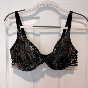Victoria Secret 38D lace bra
